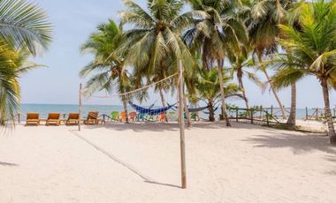 ALQUILER DE CABAÑA EN SANTA MARTA FRENTE A LA PLAYA