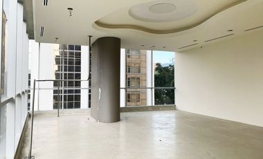PR20252 Oficina en venta en el sector El Diamante II