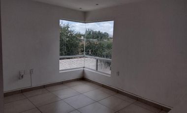 CASA EN RENTA, SAN LUIS POTOSI, GRANJAS DE LA FLORIDA, SEMINUEVA
