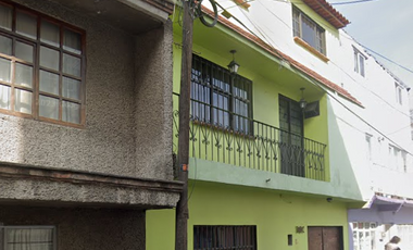 Casa en Iztacalco Col. Ramos Millán Gran Oportunidad de Inversión