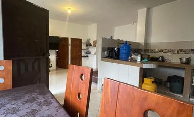 vendo casa esquinera en Brisas del Zaracay uno via Quinide