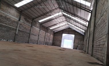 BODEGA EN RENT ARANDAS 600M2