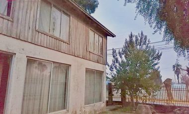 Venta amplio inmueble para uso Comercial con terreno en Coihueco centro