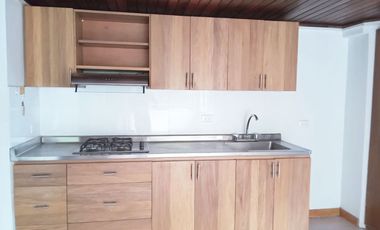 PR19249 Apartamento en arriendo en el sector Loma del Escobero