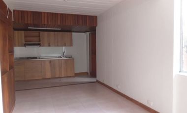 PR19249 Apartamento en arriendo en el sector Loma del Escobero
