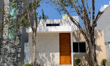 Casa en PRE-VENTA de 2 recamaras en El Encuentro- Playa del Carmen
