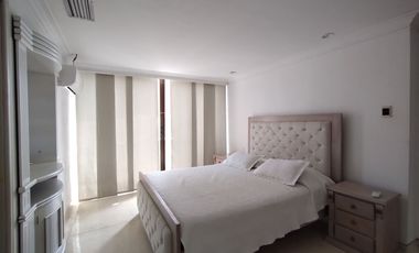 Apartamento amoblado en arriendo en Riomar.