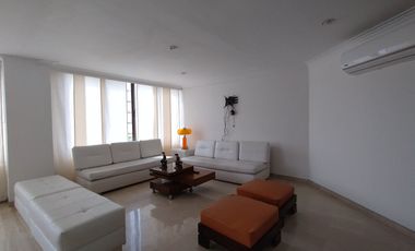 Apartamento amoblado en arriendo en Riomar.