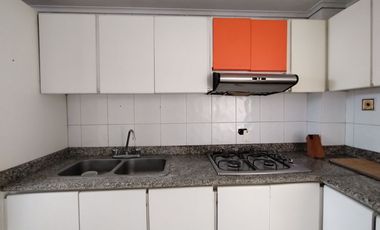 Apartamento amoblado en arriendo en Riomar.