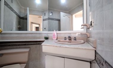 Apartamento amoblado en arriendo en Riomar.