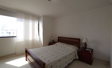 Apartamento amoblado en arriendo en Riomar.