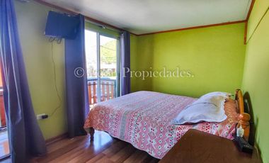 Se vende casa esquina con negocio incluido en Curacavi centro.