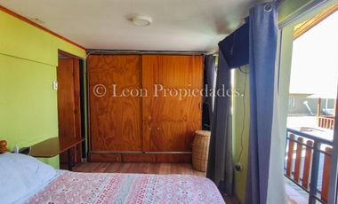 Se vende casa esquina con negocio incluido en Curacavi centro.