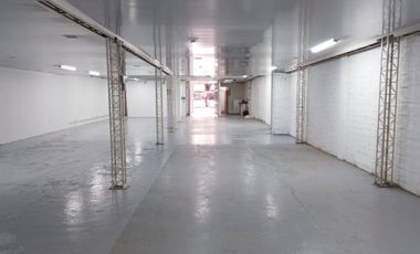 PR18647 Bodega en arriendo en el sector La Esmeralda