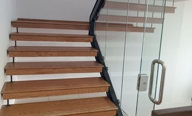 VENTA de  PENTHOUSE MUY BUEN PRECIO, EXCELENTE UBICACION