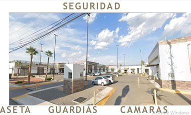 SE RENTAN LOCALES EN PLAZA COMERCIAL 308 POR AVE. DE LA RAZA