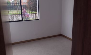 SE ARRIENDA LINDO APARTAMENTO EN PALERMO