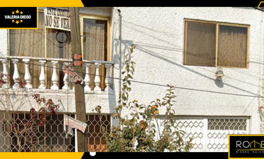Venta de Casa En Begonias, Nuevo Camino A Santa Maria, Azcapotzalco, CDMX