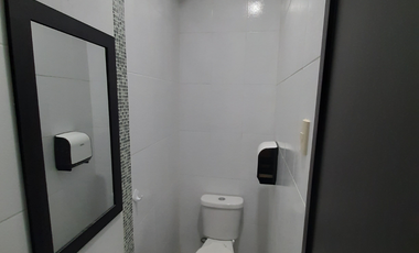 ALQUILO LOCAL EN ZONA ESTRATÉGICA - COMERCIAL