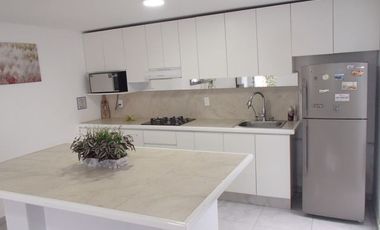 Casa minimalista en venta en Mayorazgos del Bosque, Atizapán de Zaragoza, Estado de México