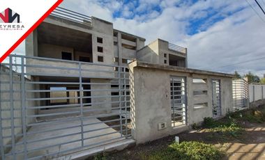 CASA EN OBRA GRIS ECU 911