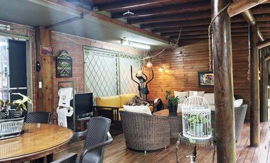 PR15851 Casa en venta en el sector Lomas de los Gonzales, Medellin