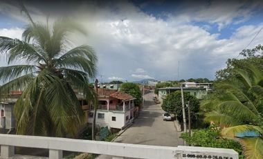 Casa en venta Centro de Petatlán, Guerrero. ¡Compra directa con el Banco, no se aceptan créditos!