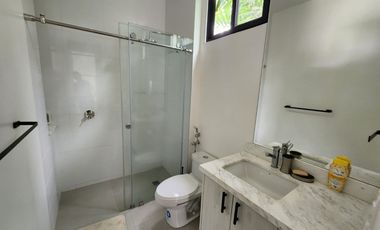 Isla Mocoli, Alquiler de Hermosa Casa Amoblada con Piscina