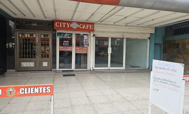 Alquiler de un local comercial en la avenida del Periodista, Nueva Kennedy frente a la Clínica Kennedy y el Policentro