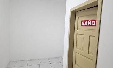 Alquiler de un local comercial en la avenida del Periodista, Nueva Kennedy frente a la Clínica Kennedy y el Policentro