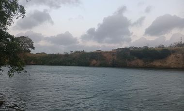 VENTA CASAS A PIE DE RIO CON EMBARCADERO PLAYA DE VACAS VERACRUZ.