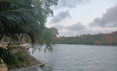 VENTA CASAS A PIE DE RIO CON EMBARCADERO PLAYA DE VACAS VERACRUZ.