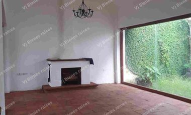 CASA EN VENTA  ESTILO MEXICANO COLONIAL, EN  FRACCIONAMIENTO LAS ANIMAS EN XALAPA VERACRUZ