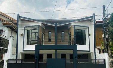 For Sale Duplex House and Lot in Brgy. Merville, Parañaque City - CRS0106