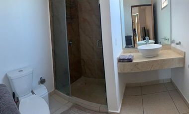 EXCLUSIVO DEPARTAMENTO AMUEBLADO EN RENTA, EN LA MEJOR ZONA DE LEÓN A 9 MIN DE PLAZA MAYOR / 2 MIN DE BLVD CAMPESTRE Y LA SALLE