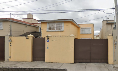 Bonita Casa En Una Exelente Ubicacion Calle 27 De Septiembre # 203-3 Col. San Jeronimo Chicahualco Metepec  GSN