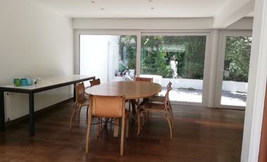 Cuando La Arquitectura Es Un Lujo, En Pasaje Privado