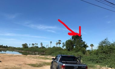 Vacant land, Khlong Thian, Cha-am, price 1,800,000 baht per 1,600 Square meter.