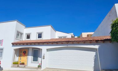 Venta casa en Pedregal de Querétaro