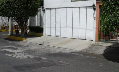 COL. AVANTE, CASA EN CALLE CERRADA