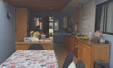 Encanto Residencial en La Calera: Hermosa Casa de 4 Dormitorios con Piscina y 3 estacionamientos