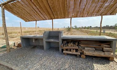Venta de Casa de Campo en Condominio Nuevo - Chincha, El Carmen