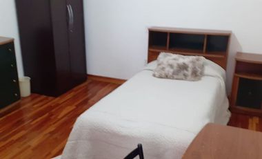 HABITACIÓN AMUEBLADA EN RENTA, COL.  CUAUHTÉMOC A 2 CALLES EMBAJADA AMERICANA