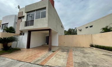 Alquiler de casa de 4 dormitorios en Urb. Belo Horizonte en via la costa