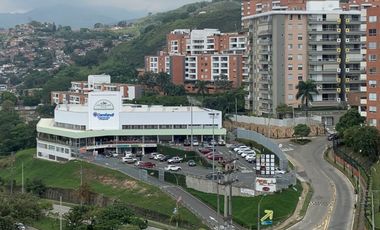 PLAZOLETA COMERCIAL CRISTALES PLAZA-LOCAL A-13-1
