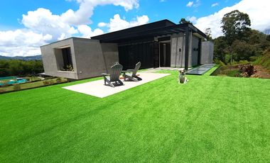 New, Modern 5 Bedroom Home in Residential Community, Heart of Llanogrande, Rionegro