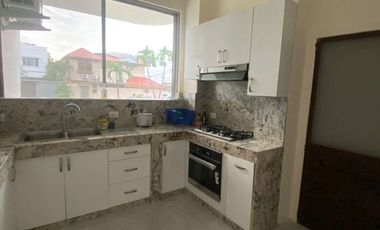 Samborondon, Venta de Linda Casa 6 Dormitorios con Vista al Rio