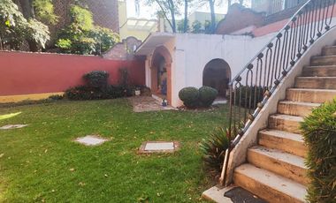CASA EN VENTA  FERNÁNDEZ LEAL, BARRIO LA CONCEPCIÓN, COYOACÁN, CDMX.