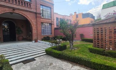 CASA EN VENTA  FERNÁNDEZ LEAL, BARRIO LA CONCEPCIÓN, COYOACÁN, CDMX.