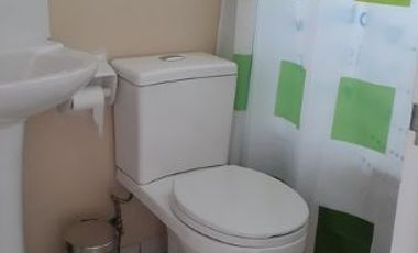 En Pucón,  en venta atractiva casa estilo Townhouse  a pasos del centro